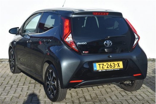 Toyota Aygo - 1.0 VVT-I X-FIRST + X-BEAT AUDIO SYSTEEM - 1