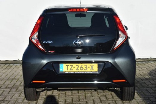 Toyota Aygo - 1.0 VVT-I X-FIRST + X-BEAT AUDIO SYSTEEM - 1