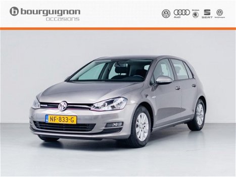 Volkswagen Golf - 1.0 TSI Edition , Clima, Cruise, Trekhaak, App Connect - 1