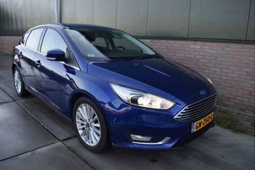 Ford Focus - 1.5 TDCI Titanium Edition alle opties - 1