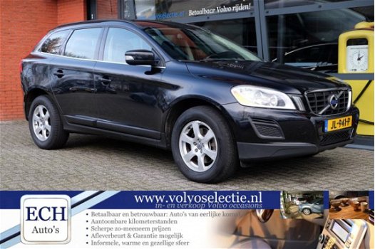 Volvo XC60 - D3 163 pk Momentum, Leer, Navi, 17 inch, Trekhaak - 1