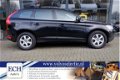 Volvo XC60 - D3 163 pk Momentum, Leer, Navi, 17 inch, Trekhaak - 1 - Thumbnail