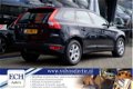 Volvo XC60 - D3 163 pk Momentum, Leer, Navi, 17 inch, Trekhaak - 1 - Thumbnail