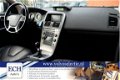 Volvo XC60 - D3 163 pk Momentum, Leer, Navi, 17 inch, Trekhaak - 1 - Thumbnail