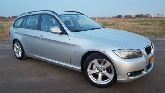 BMW 3-serie Touring - 318i/AUT/LCI/CRUIS/NAP/INRUIL MOG - 1