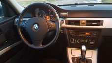 BMW 3-serie Touring - 318i/AUT/LCI/CRUIS/NAP/INRUIL MOG