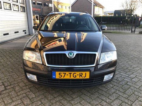 Skoda Octavia Combi - 1.9 TDI Elegance [bj 2006] Clima/velgen|Nette auto - 1