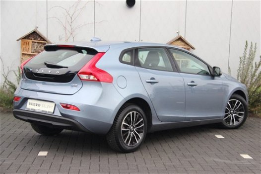 Volvo V40 - D2 Nordic+, Navi, Park Assist Pilot, Standkachel - 1