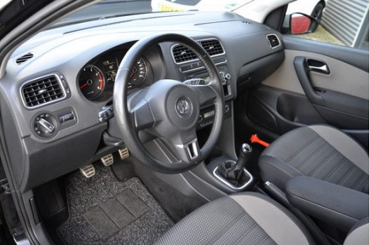 Volkswagen Polo - 1.2 TSI Cross 5D Clima/NAP/Cruise/Trekhaak - 1