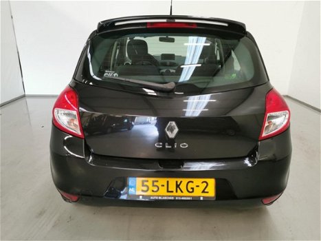 Renault Clio - 1.2 TCe Special Line / Airco / Navigatie - 1