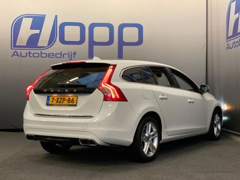 Volvo V60 - 2.4 D6 AWD Plug-In Hybrid Summum VOL JAAR GARANTIE €16.275, - INCL BTW - 1