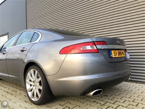 Jaguar XF - 2.7D V6 Premium Luxury - 1