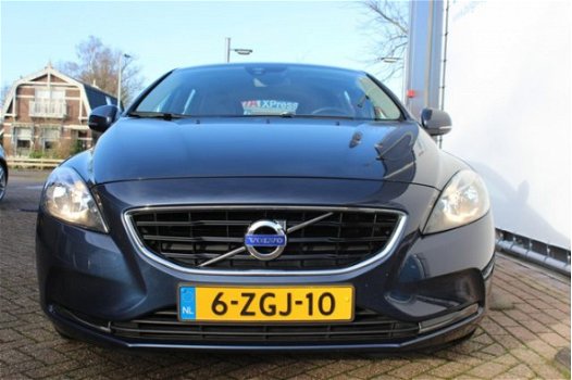 Volvo V40 - 2.0 D4 Momentum Business - 1