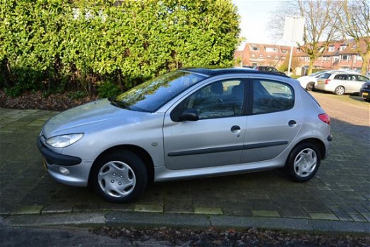 Peugeot 206 - 1.4 Gentry MET AIRCO - 1