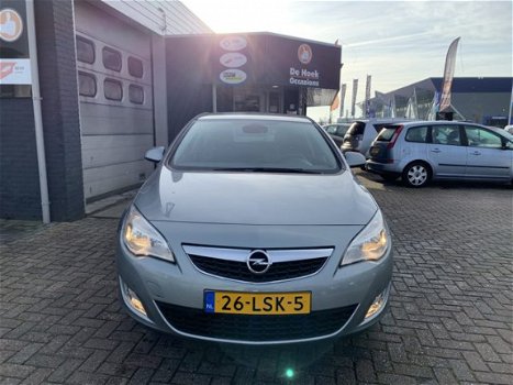 Opel Astra - 1.6 Edition Navi Cruise Ac/Ecc Pdc - 1