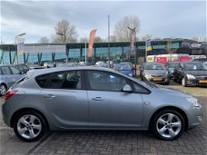 Opel Astra - 1.6 Edition Navi Cruise Ac/Ecc Pdc