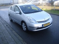 Toyota Prius - 1.5 VVT-i Comfort AUTOMAAT