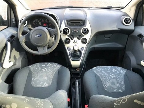 Ford Ka - 1.2 51KW airco Elektrisch ramen km nap - 1