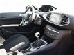 Peugeot 308 - 1.2 110 pk Blue Lease Executive 17 inch / Navigatie / Panoramadak - 1 - Thumbnail