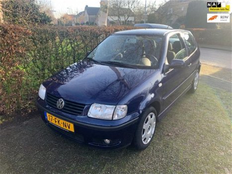 Volkswagen Polo - 1.4-16V Trendline APK 02/2021 NAP - 1