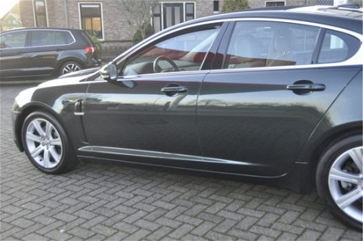 Jaguar XF - 3.0 V6 Luxury - 1