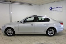 BMW 5-serie - 520i High Executive / XENON / DAK / NAVI / ECC / PDC V+A / YOUNGTIMER