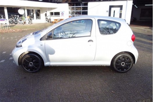 Toyota Aygo - 1.0-12V - 1