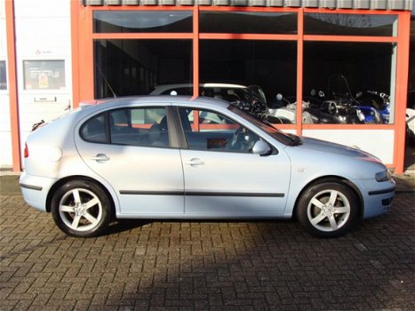 Seat Leon - 1.6-16V Sport - 1