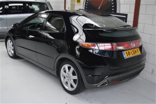 Honda Civic - 1.8 AUTOM.Executive, LEDER, XENON, CLIMA, APK - 1