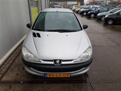 Peugeot 206 - 1.4 XR NIEUWE APK - 1