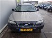 Volvo V70 Cross Country - 2.4 T Geartr. Comf. NIEUWE APK - 1 - Thumbnail