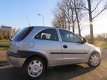 Opel Corsa - 1.2i-16V met Schuifdak en Vele Opties - 1 - Thumbnail