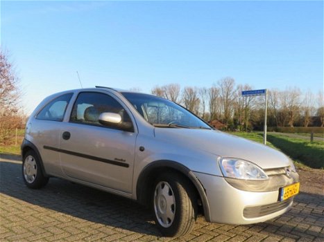 Opel Corsa - 1.2i-16V met Schuifdak en Vele Opties - 1