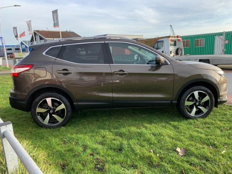 Nissan Qashqai - 1.2 N-Connecta Tekna PANO / NAVI / LMV - 1