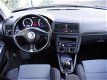 Volkswagen Golf - 1.6-16V Sportline Highline Pacific - 1 - Thumbnail