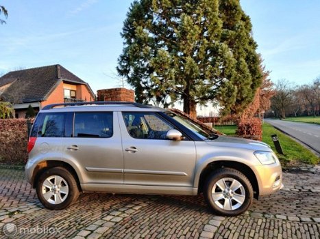 Skoda Yeti - 1.4 TSI DSG automaat, Navigatie, Parkeersensoren - 1