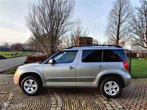 Skoda Yeti - 1.4 TSI DSG automaat, Navigatie, Parkeersensoren - 1