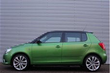 Skoda Fabia - 1.4 TSI RS / DSG / 180PK / STOELVERW. / CLIMATE / 17'' LMV