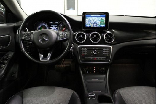 Mercedes-Benz CLA-Klasse - 180 CDI AUT. Leder+Navi+PDC+Xenon - 1