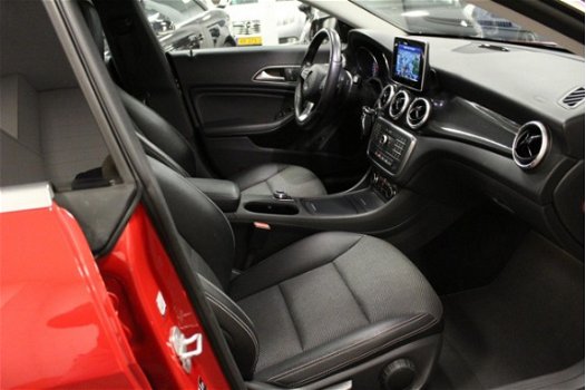 Mercedes-Benz CLA-Klasse - 180 CDI AUT. Leder+Navi+PDC+Xenon - 1