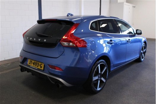 Volvo V40 - 2.0 D3 R-Design AUT. Leder+Navi+PDC+Xenon+Trekhaak - 1