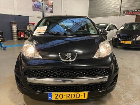 Peugeot 107 - 1.0-12V XS - 1