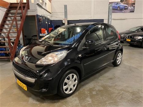 Peugeot 107 - 1.0-12V XS - 1