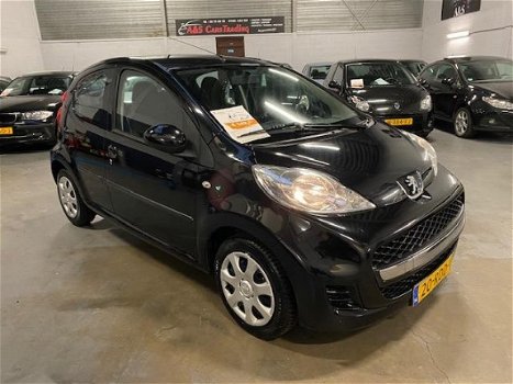 Peugeot 107 - 1.0-12V XS - 1