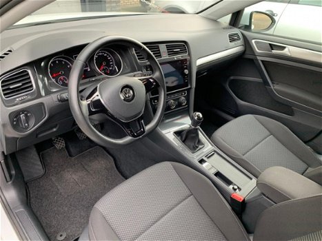 Volkswagen Golf - 1.0 TSI Trendline - 1