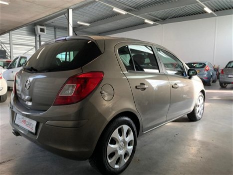 Opel Corsa - 1.2-16V Cosmo - 1