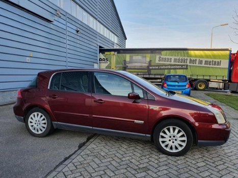 Renault Vel Satis - 2.0 16V Turbo Expression AUTOMAAT/CRUISE/ 3 X SLEUTELS - 1