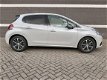 Peugeot 208 - 1.2 EAT6 110PK Allure PANO CLIMA NACI CRUISE PDC 16''LM CHROOM PACK CIELO PACK COMFORT - 1 - Thumbnail