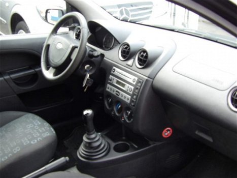 Ford Fiesta - 1.25 16V CENTENNIAL met nieuwe APK - 1