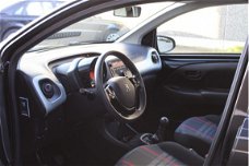 Peugeot 108 - 1.0 e-VTi Active 5 Deurs, airco, bluetooth